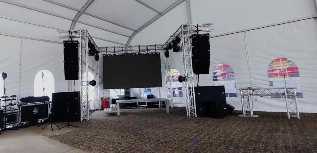Pantallas y sonido profesional